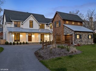 987 Asbury Ct, Winnetka, IL 60093