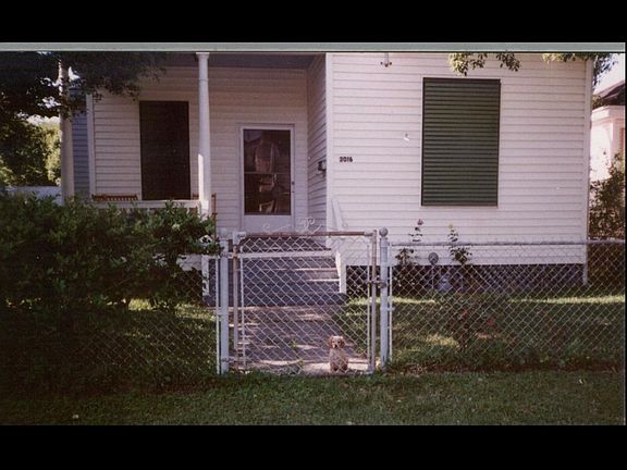 2nd image of 3016 Avenue Q 1/2