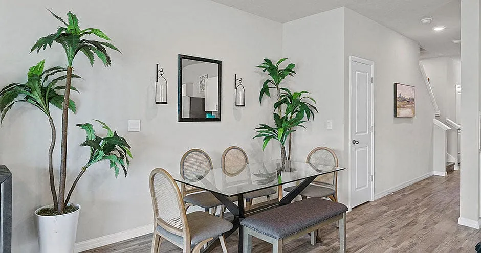 Enclave at Tara Greens Townhomes — Photo 4
