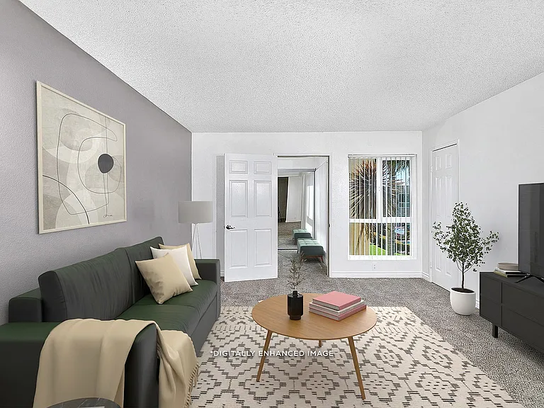 Pine Vista Apartments — Photo 14
