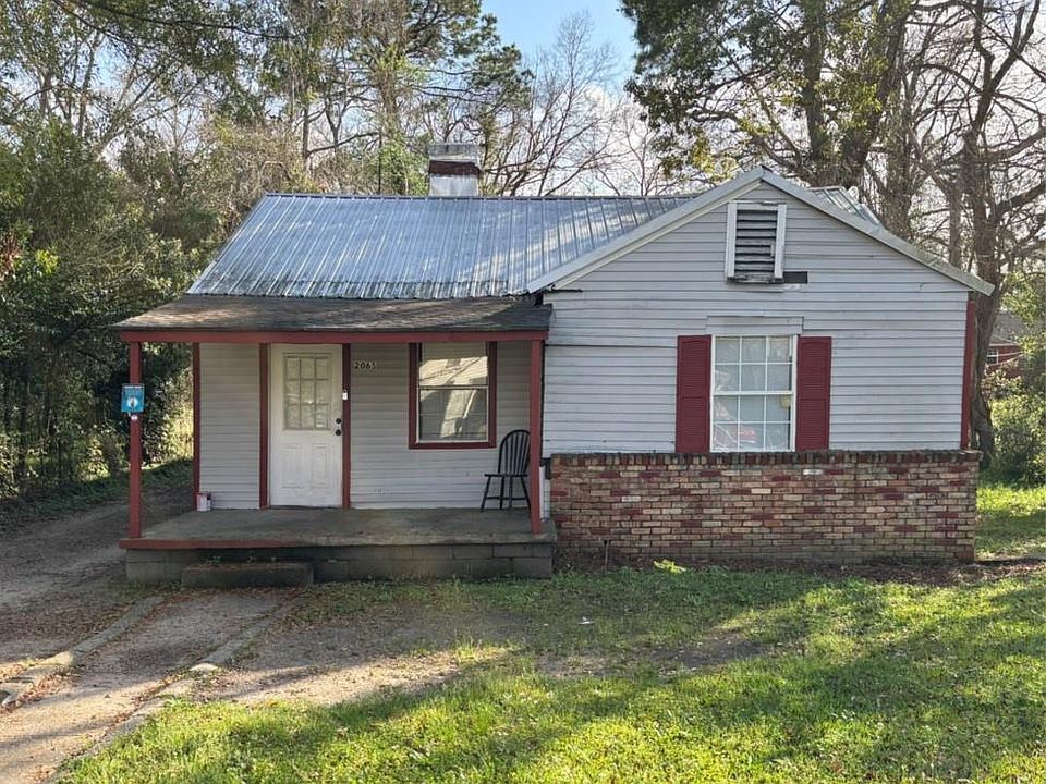 1st image of 2065 Stockton Dr