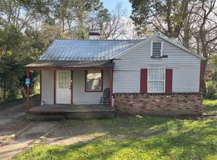 2065 Stockton Dr, Mobile, AL 36605