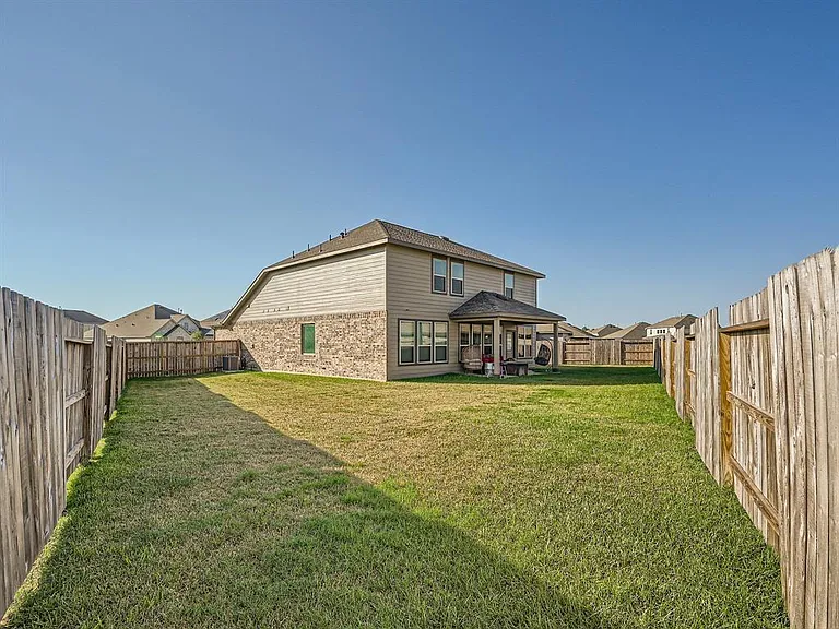 3735 Lion Creek Ct — Photo 33