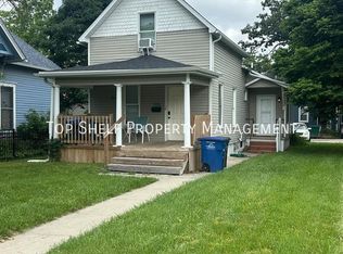 1113 W 27th St ROOM 1, Des Moines, IA 50311