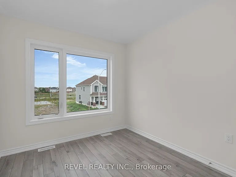 4 Rochester Dr — Photo 15