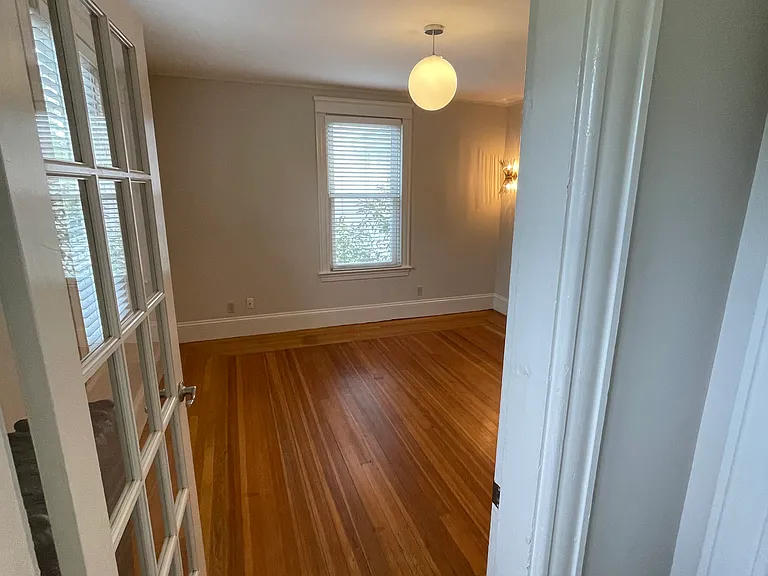 86 Oak Hill Ave #1 — Photo 4