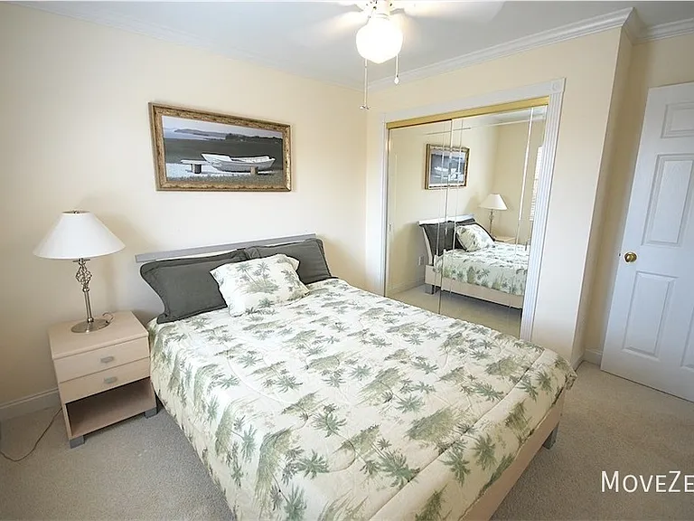 111 Spencer Farlow Dr — Photo 36