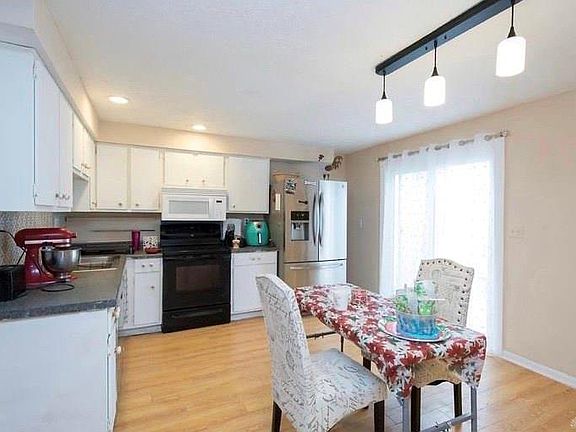 4th image of 8715 Washington Colony Dr