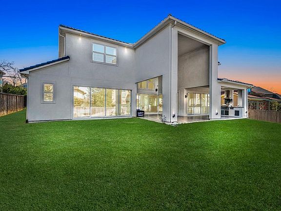 4th image of 126 S Curly Willow Cir