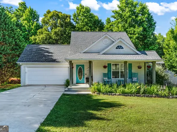 155 Nickel Creek Dr, Mount Airy, GA 30563