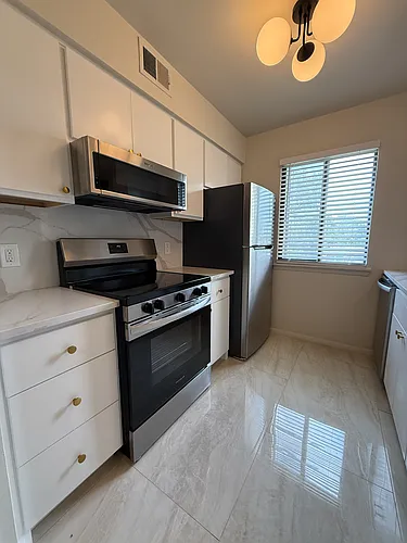 7321 S Yale Ave #219 Photo 1