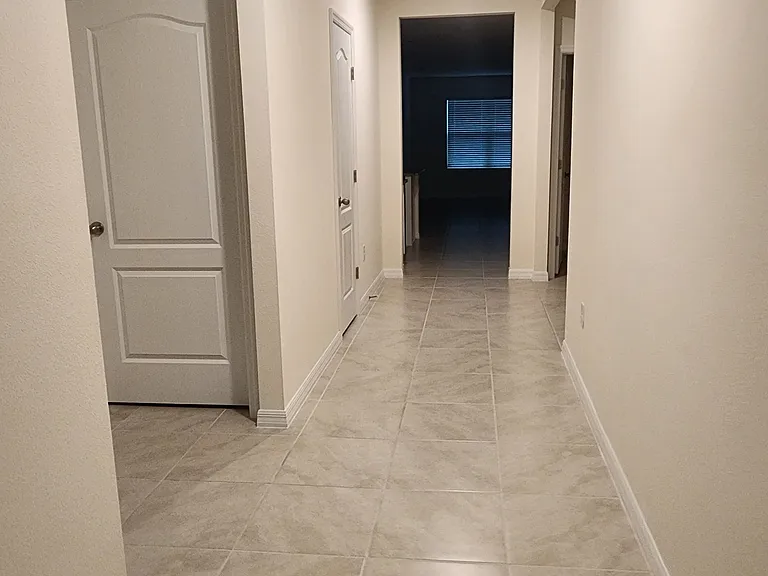 1051 Griffon Ave — Photo 12