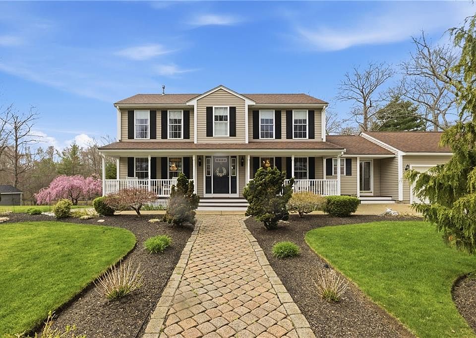1st image of 73 Regent Ct