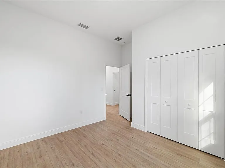 2652 W Paragon Ln — Photo 25