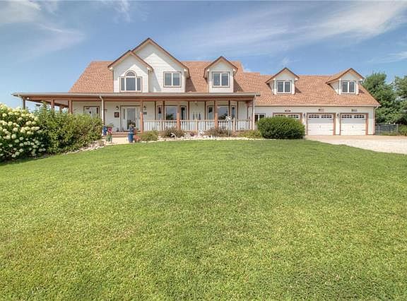 2nd image of 13905 Dowling Ln