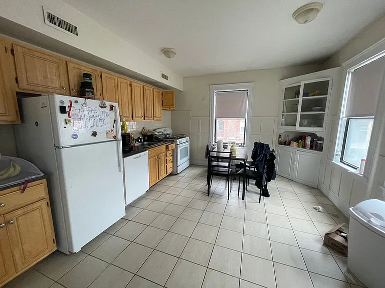 18 Hamilton Rd #4 — Photo 11