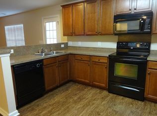 37 Adrianne Ln, Dawsonville, GA 30534