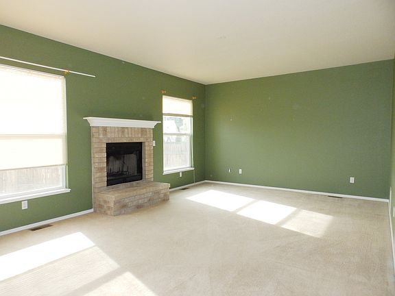 5th image of 5027 Sacred Feather Dr