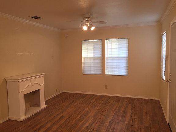 3rd image of 3143 Shadow Wood Dr