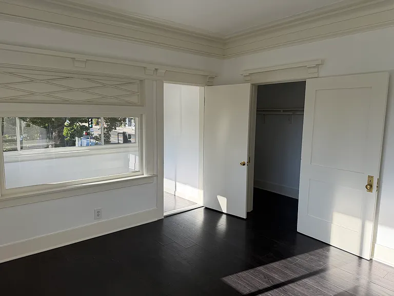 500 W Wilson Ave #502-1/2 — Photo 7