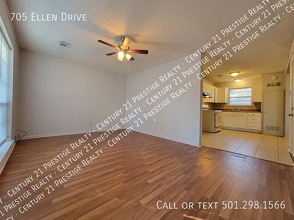 3rd image of 705 Ellen Dr