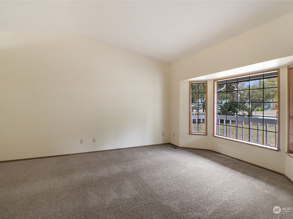 1660 SW Putnam Drive, Oak Harbor, WA 98277 Zillow