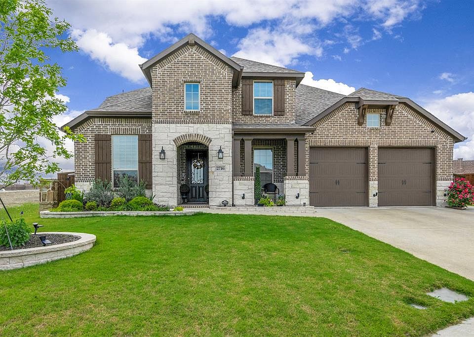 1st image of 2716 Cross Oak Pl
