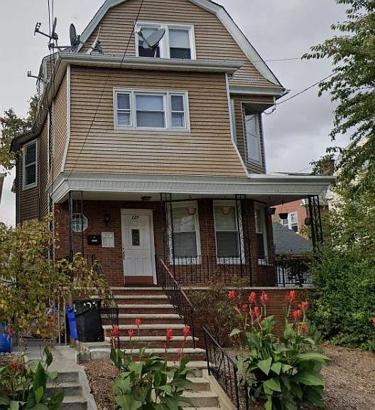 229 Brighton Ave #1 — Photo 1