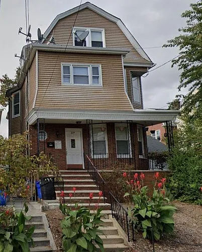 229 Brighton Ave #1 Photo 1