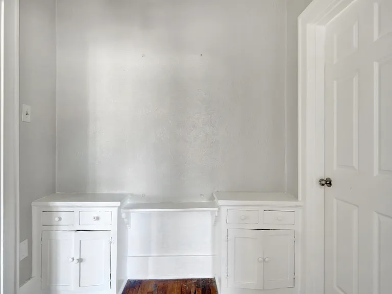3409 W Markham St — Photo 19