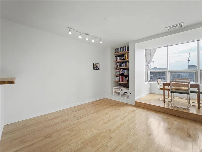 689 Luis M Marin Blvd #704 — Photo 7