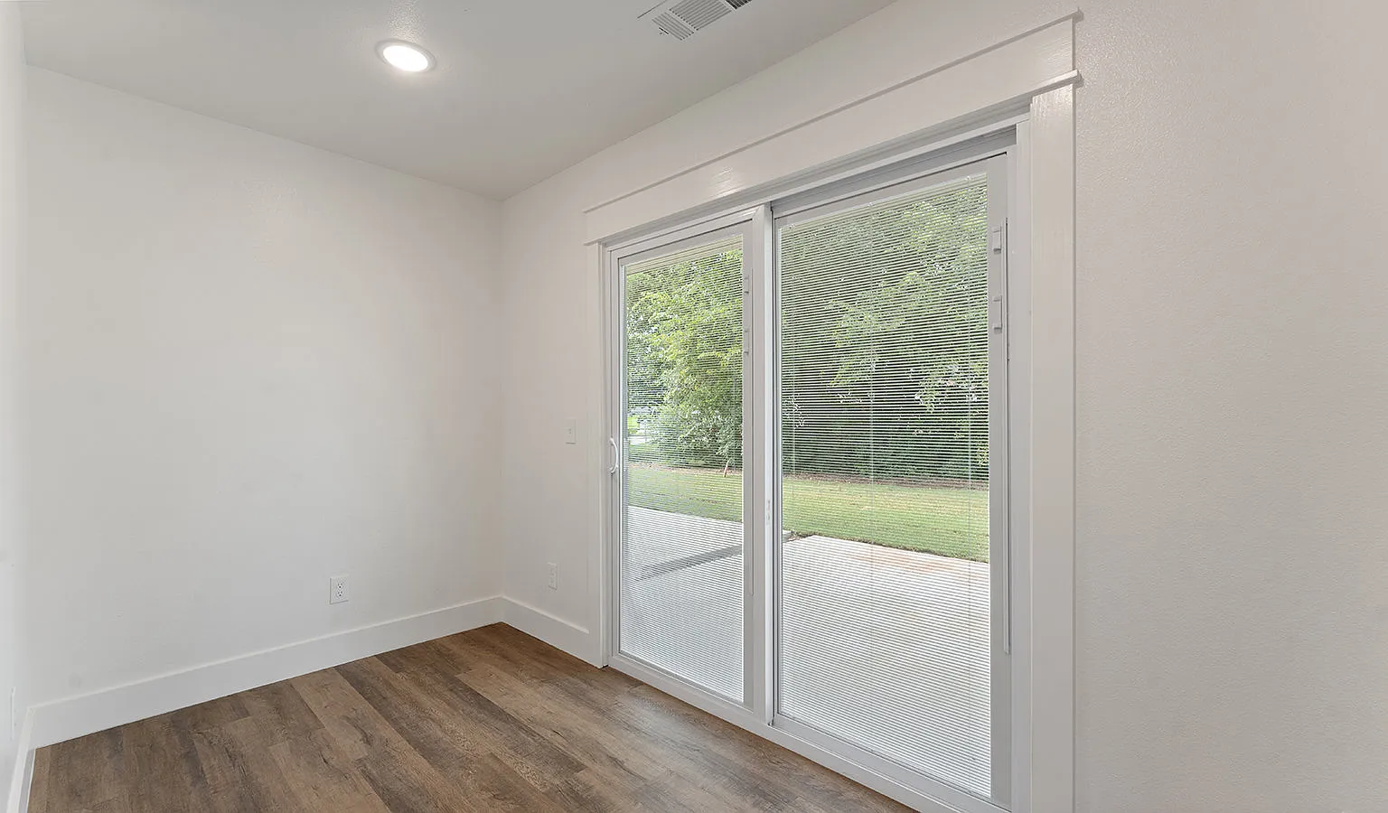 2 bed, 1.5 bath, 772 sqft, $1,395 — Photo 4