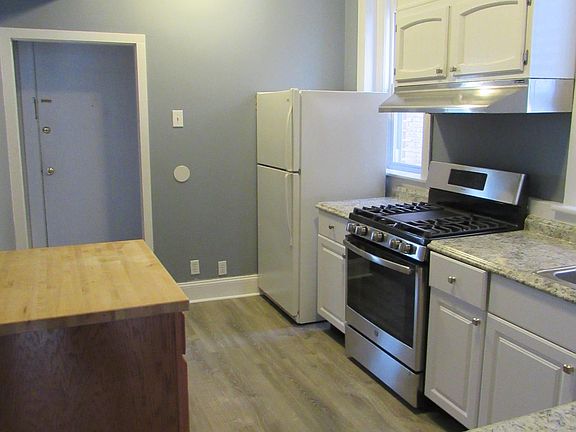 3rd image of 1125 Graydon Ave APT 2
