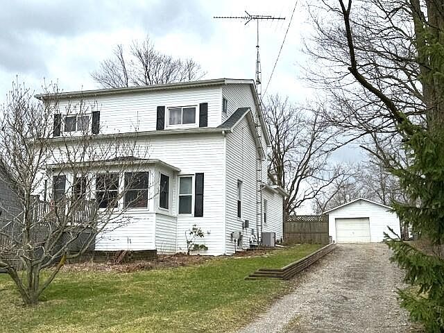 365 W Michigan Ave, Grass Lake, MI 49240 | Zillow