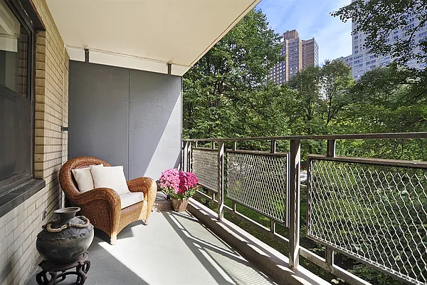 Sold by Corcoran | media 5