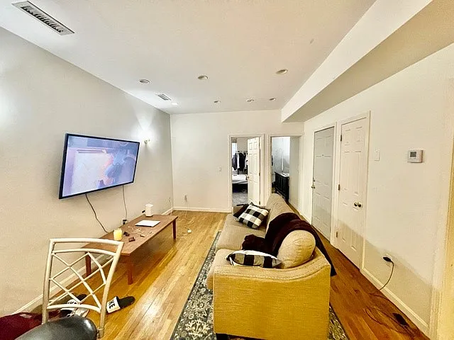 111 Salem St #1 — Photo 2
