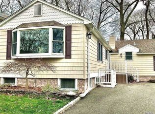 9 Shelter Dr, Sound Beach, NY 11789