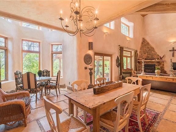 3rd image of 24315 Pedernales Dr