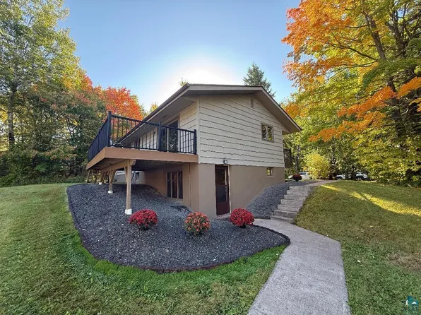 45 Randall Ave, Esko, MN 55733