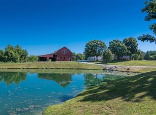 1300 Straube Ln, Brighton, IL 62012