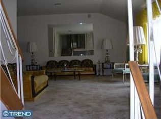 180 Sherwood Dr, Southampton, PA 18966