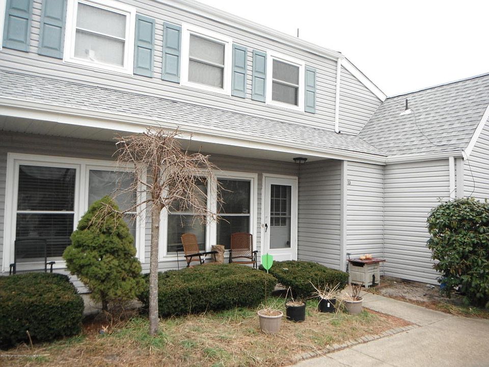 1st image of 13 Mediterranean Ct
