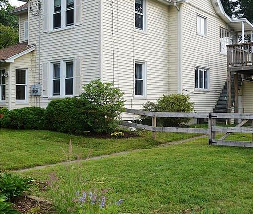 4th image of 64 Dewey Ave