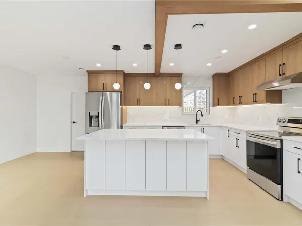 964 Loch Glen Pl, Langford, BC V9B 4Z5