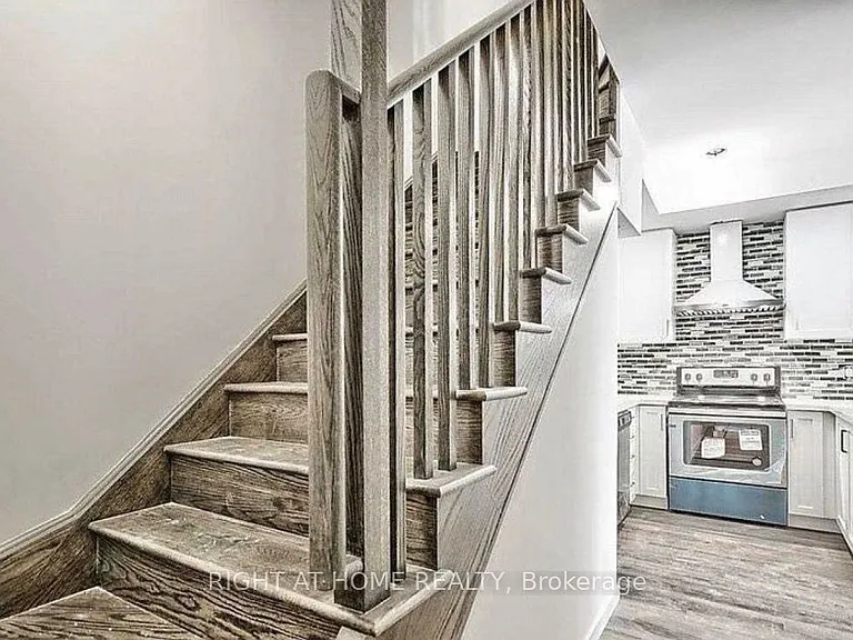 600 Alex Gardner Cir #111 — Photo 8