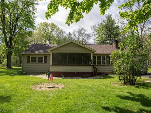 1526 W Park Ave, Niles, OH 44446