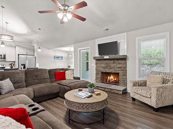 5th image of 287 Warlick Cir