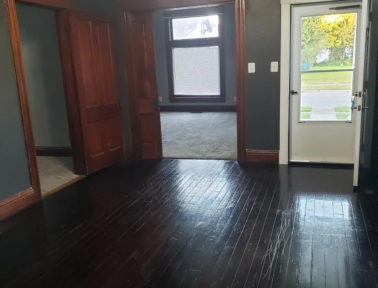 817 Catherine Pl — Photo 2