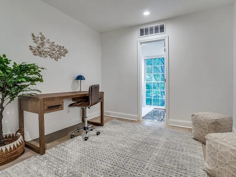 4804 Alan Dale Ln — Photo 25