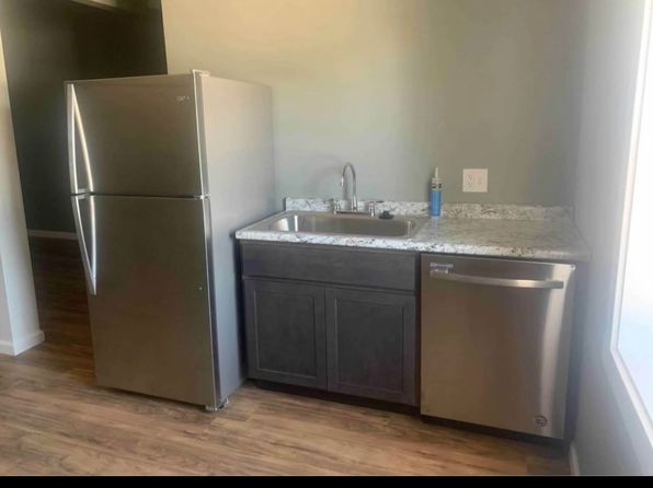 43 W Front St #2B